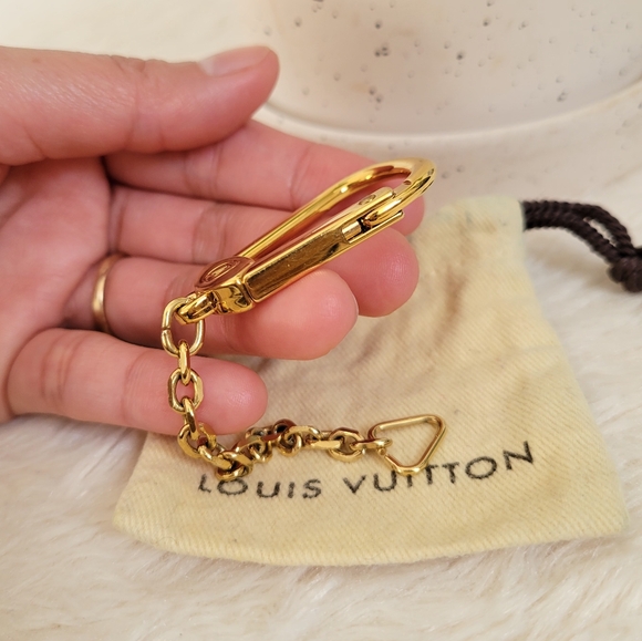 💕100% Authentic Louis Vuitton Keychain Gold - Picture 5 of 6